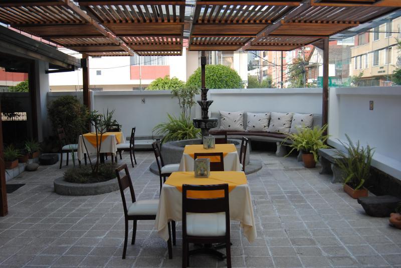 Hotel Fuente De Piedra I Quito Exterior foto