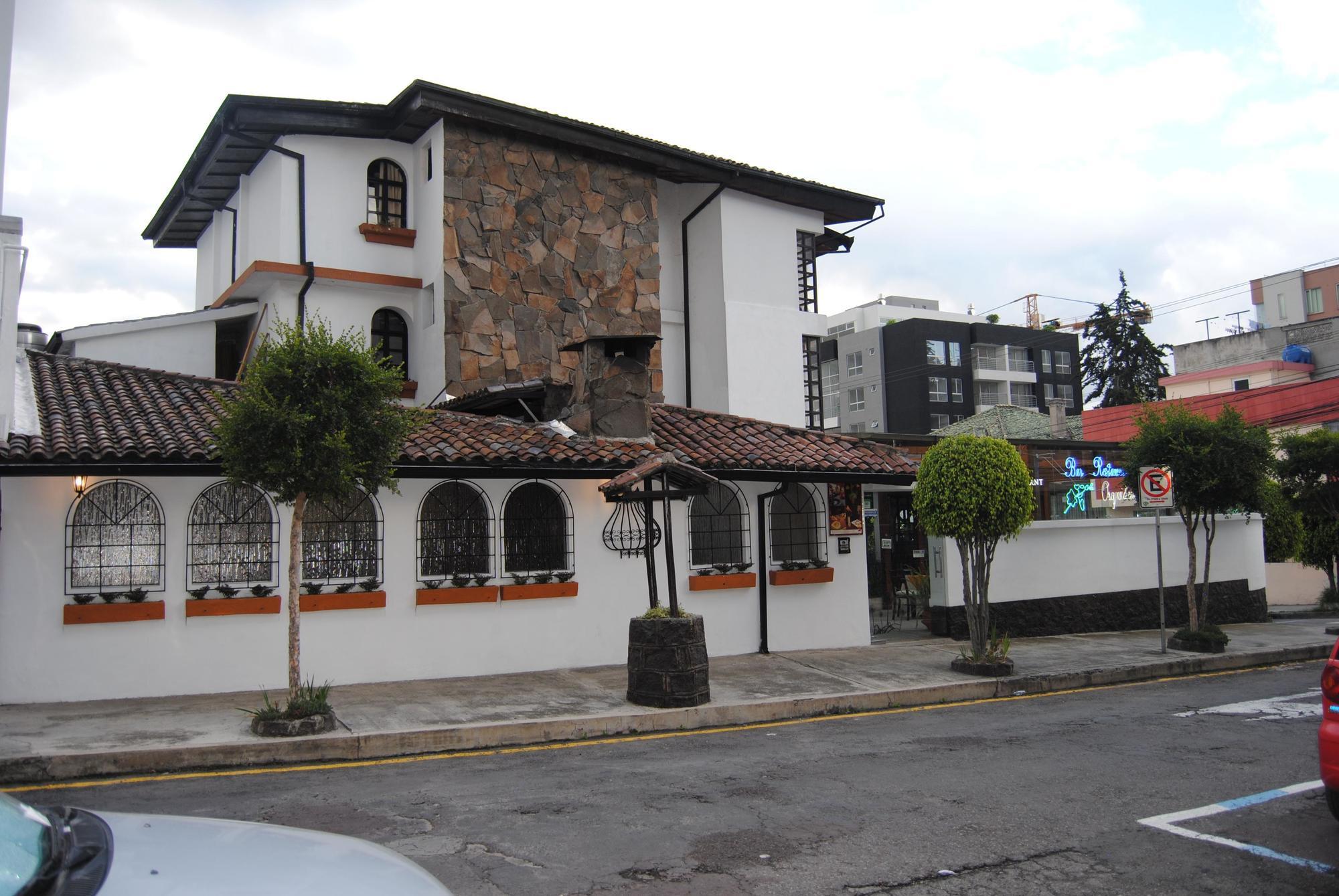 Hotel Fuente De Piedra I Quito Exterior foto